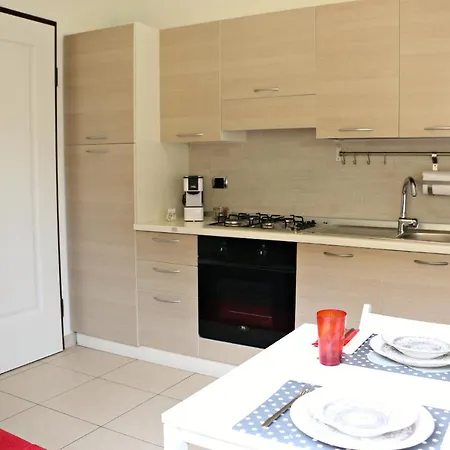 Bilocale Via Montefiore Conca Apartman Riccione